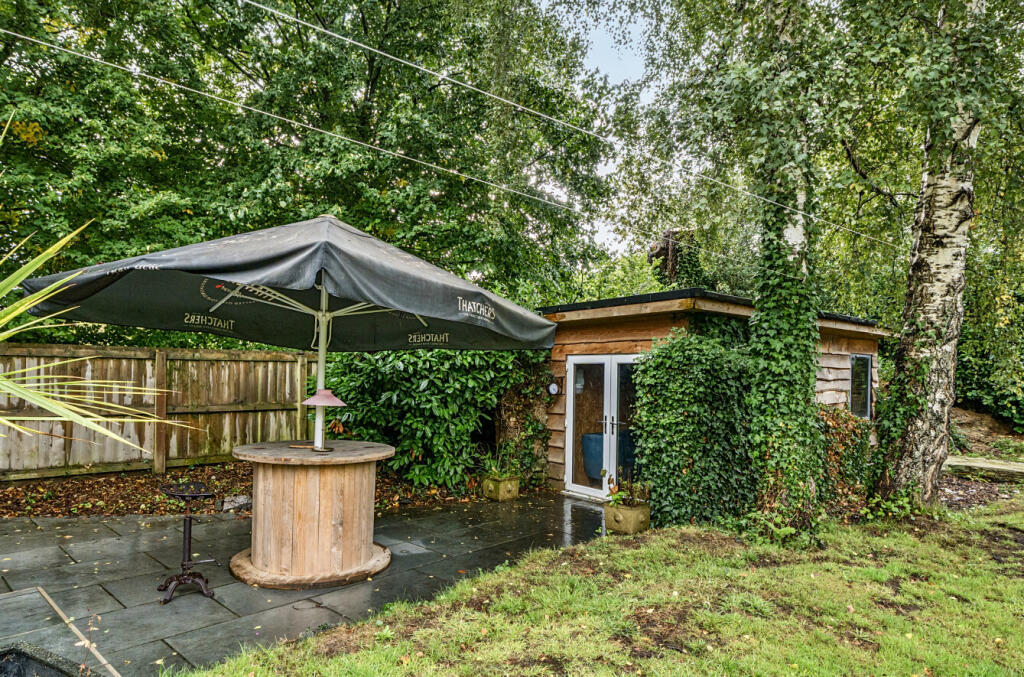 1348096-13-68b810...