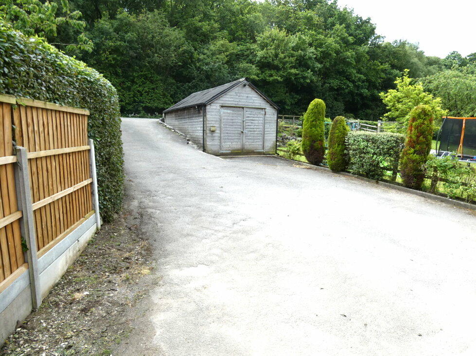 Drive &amp; Garage