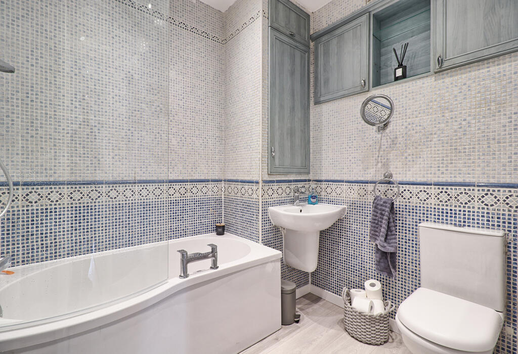 Ground Floor Bathroom