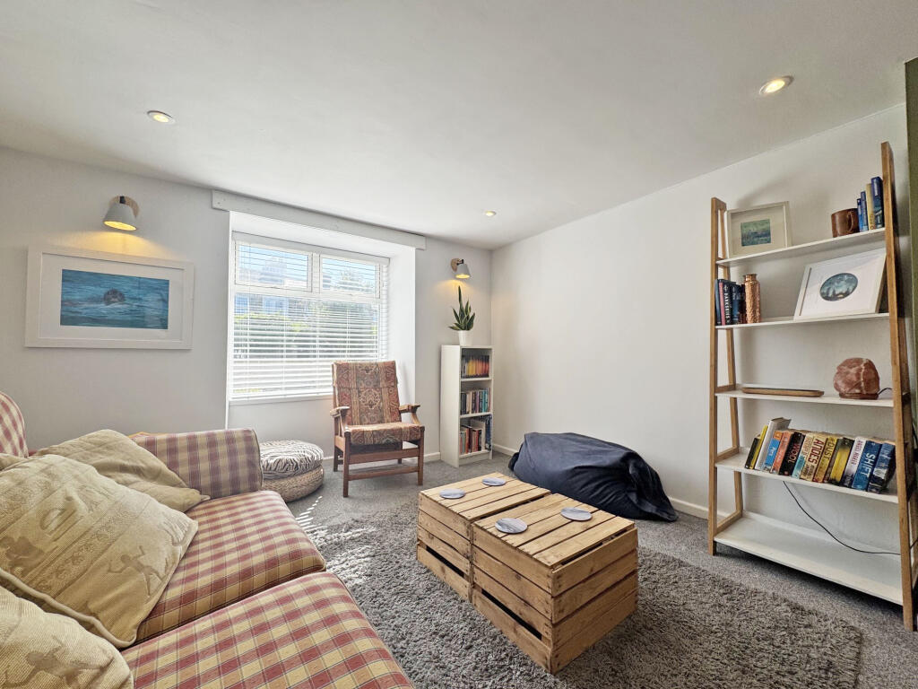 (2) resized_image00019.