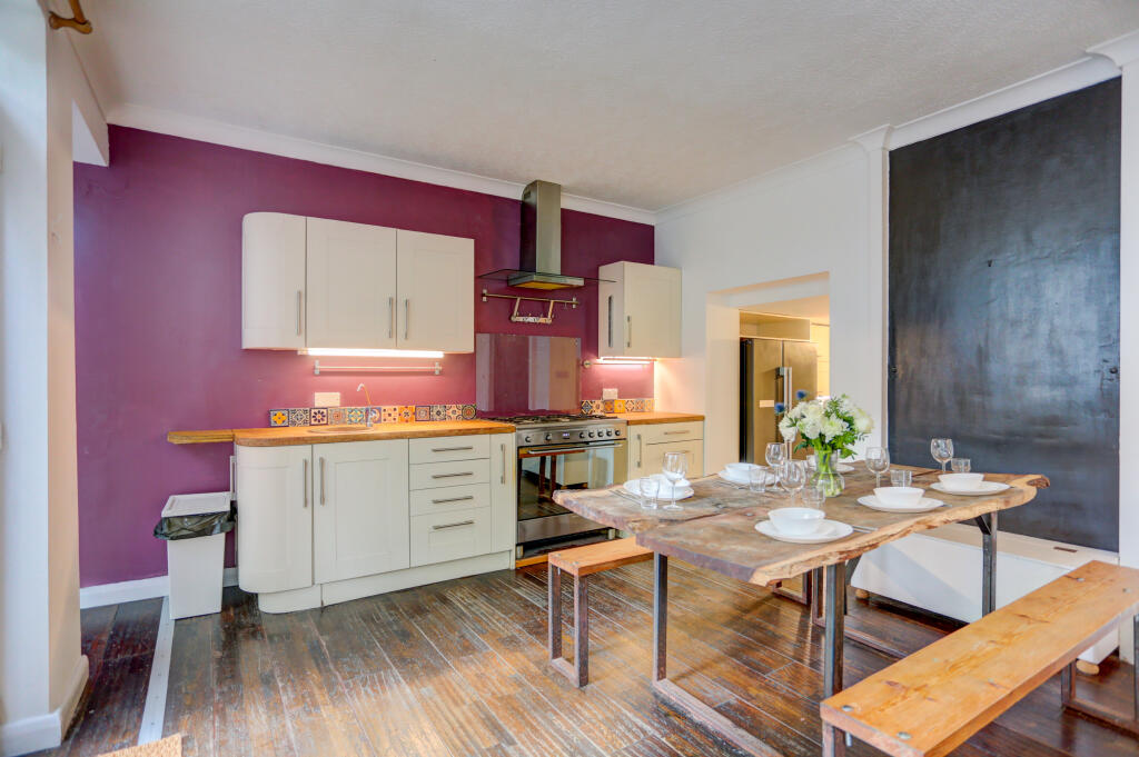 kitchendiner3