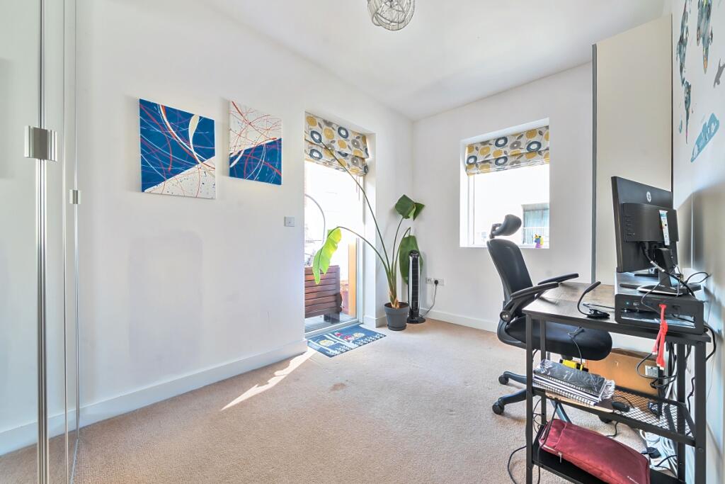 1300229-18-683d79...