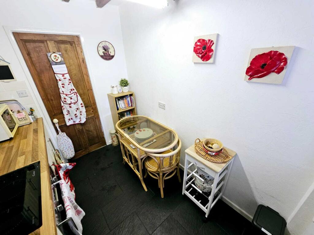 f0988361-e292-48c0-8270-2addb14102a5