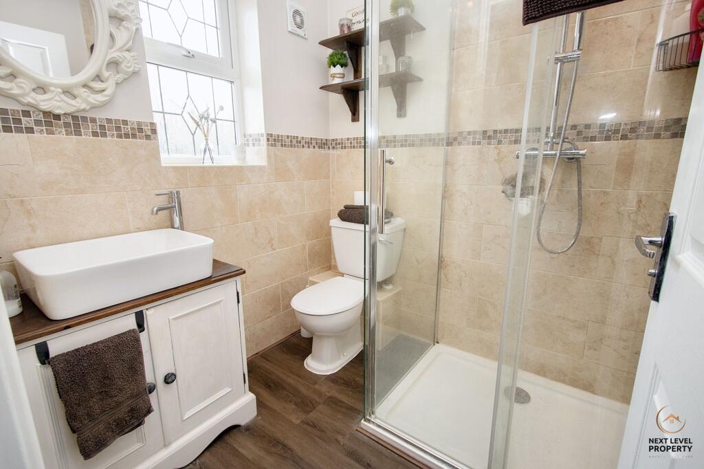 En-Suite shower room.