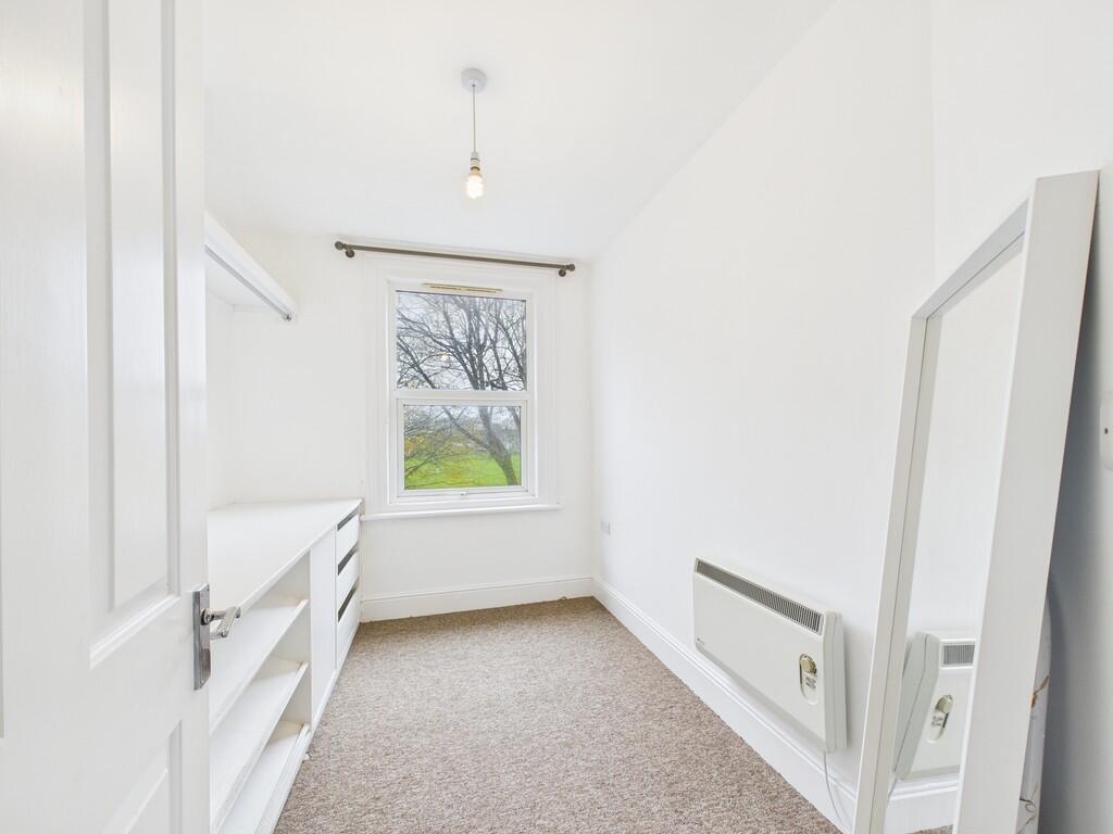 CAM03519G0-PR0427...