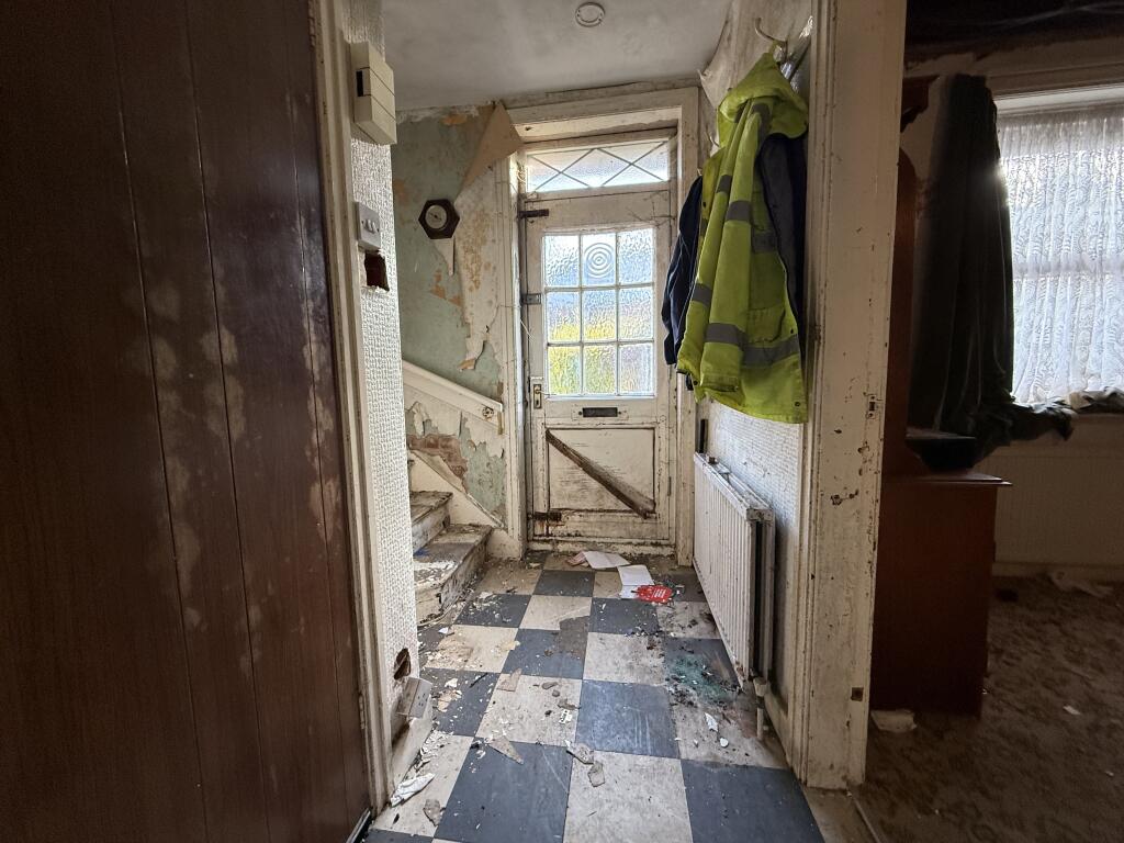 Photo 10-12-2025  12 11 57 T202512101756.jpg