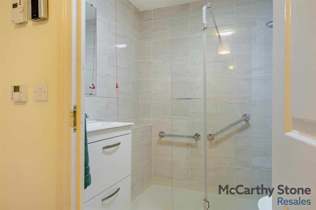 8647651-interior16-800.jpg