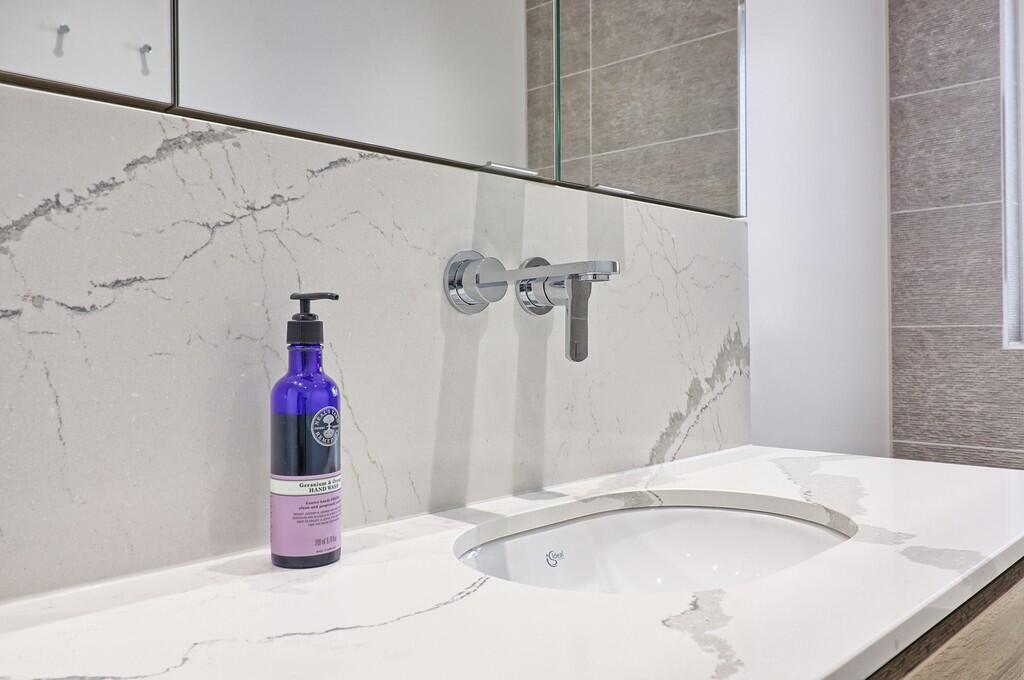 IMG_4232_3_4_easy...