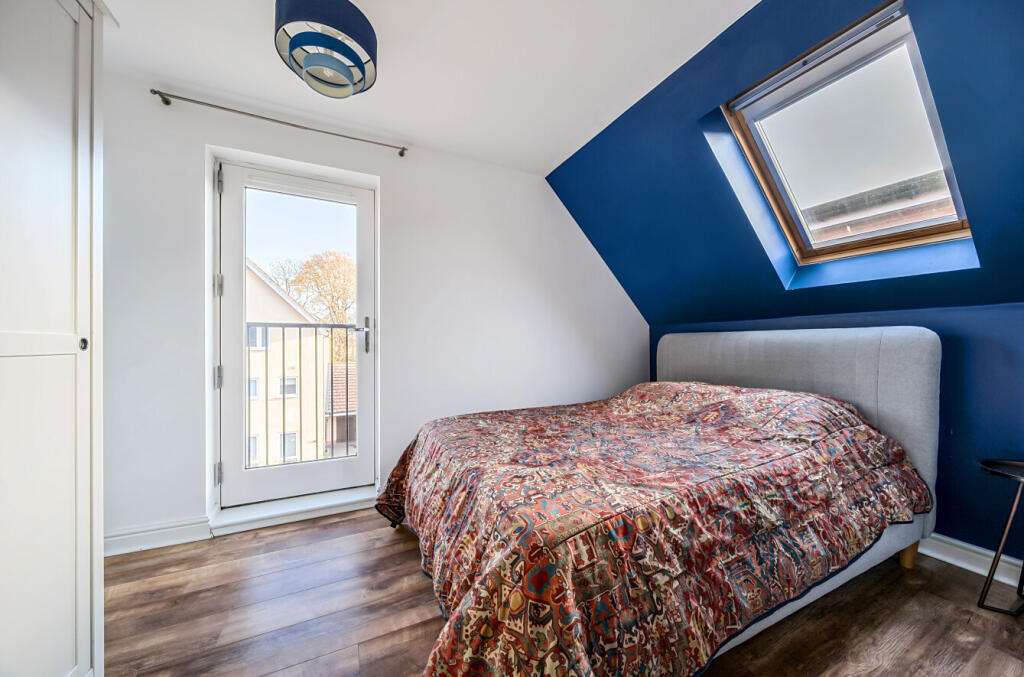 1387900-15-693fe7...