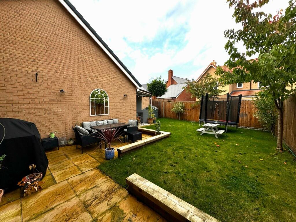 WhatsApp Image 2024-10-16 at 16.56.15_b33716c4.jpg