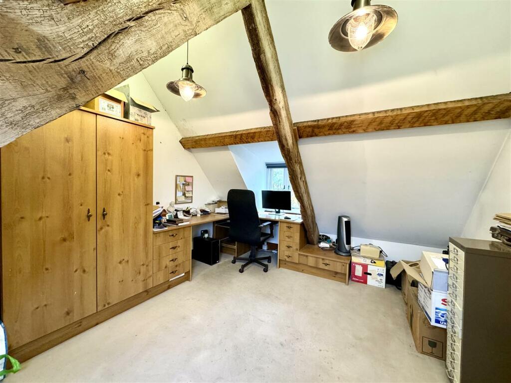 ATTIC ROOM/STUDY