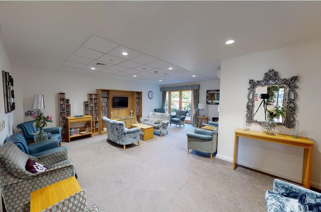 Lounge matterport...