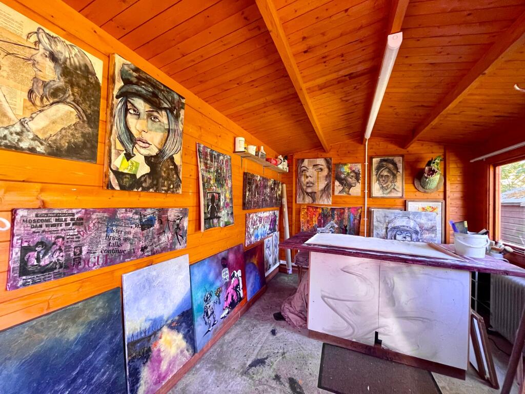 Cabin/studio