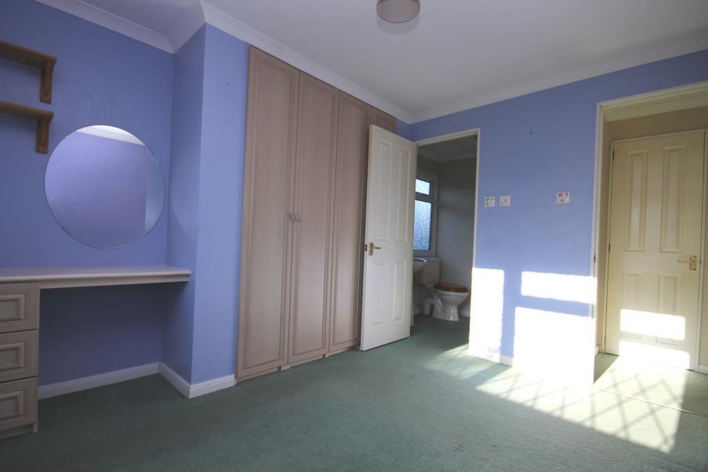 Master bedroom.JPG