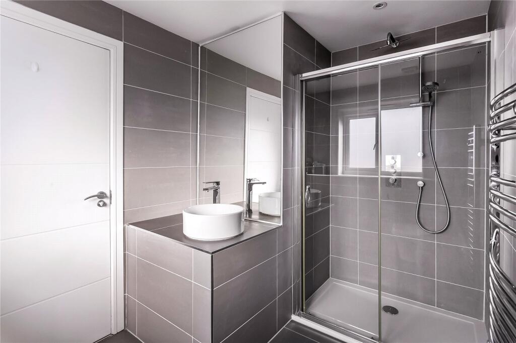 Ensuite Shower