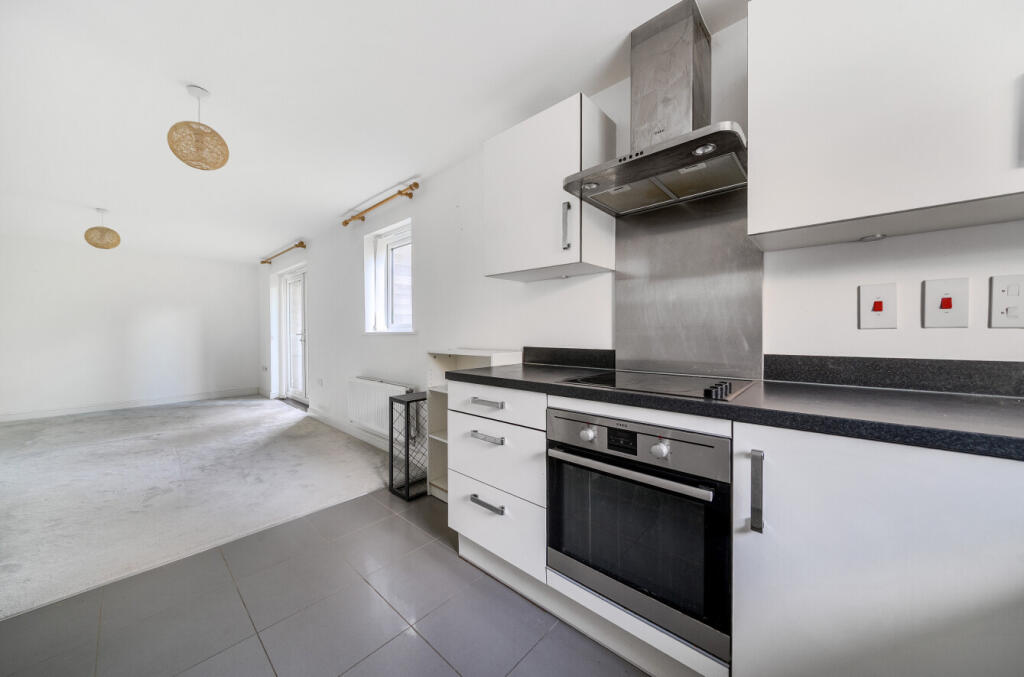 1385350-15-692737...