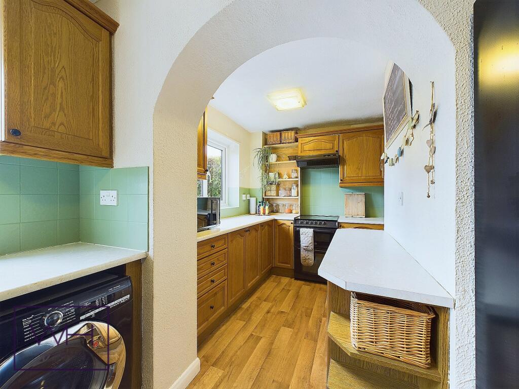 CAM03785G0-PR0156-ST