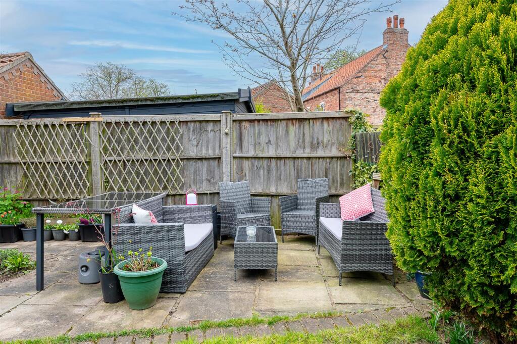 22 Belvoir ave-18.jpg