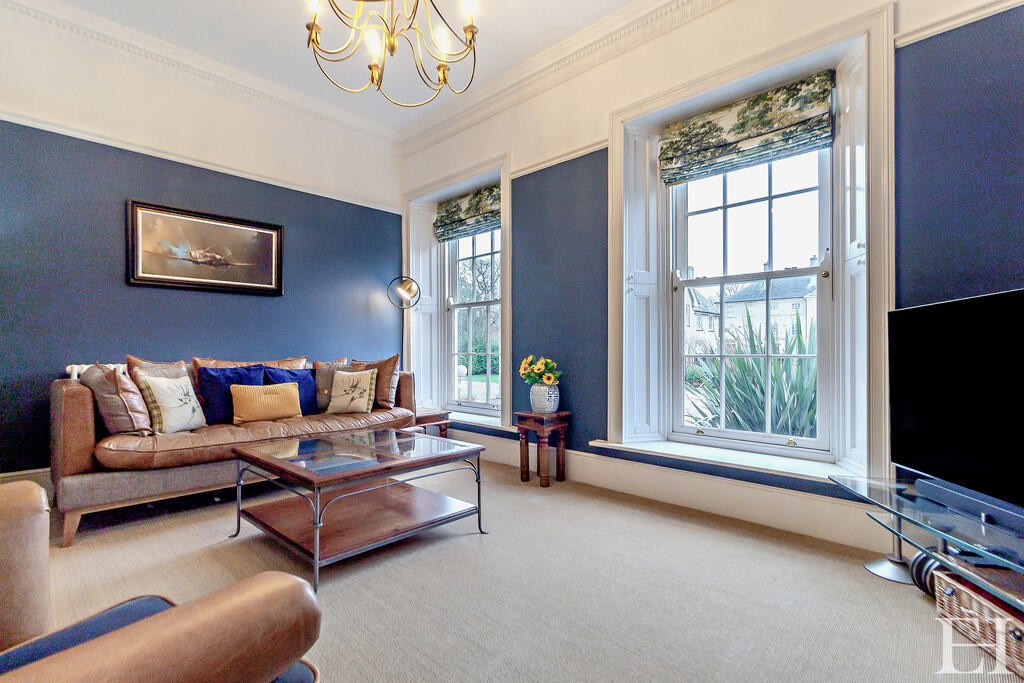 8634016-interior1...