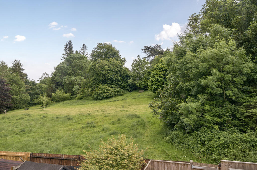 1301699-9-68386a9...