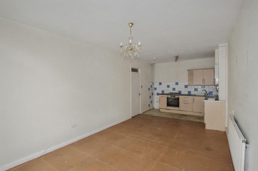Flat 3, 36 Clanricarde Gardens, Notting Hill Gate, London, W2 4JW