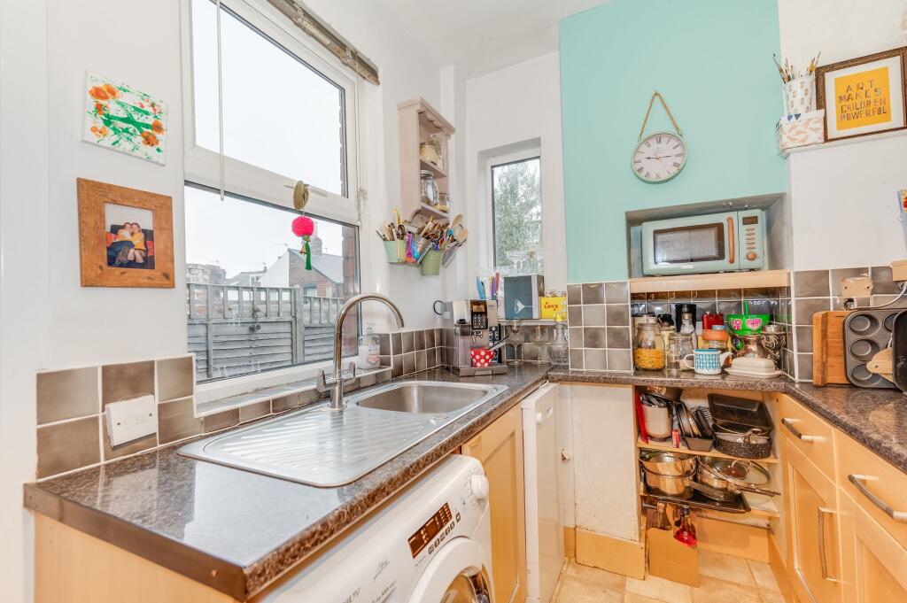 KITCHEN, DINER AND LIVING ROOM