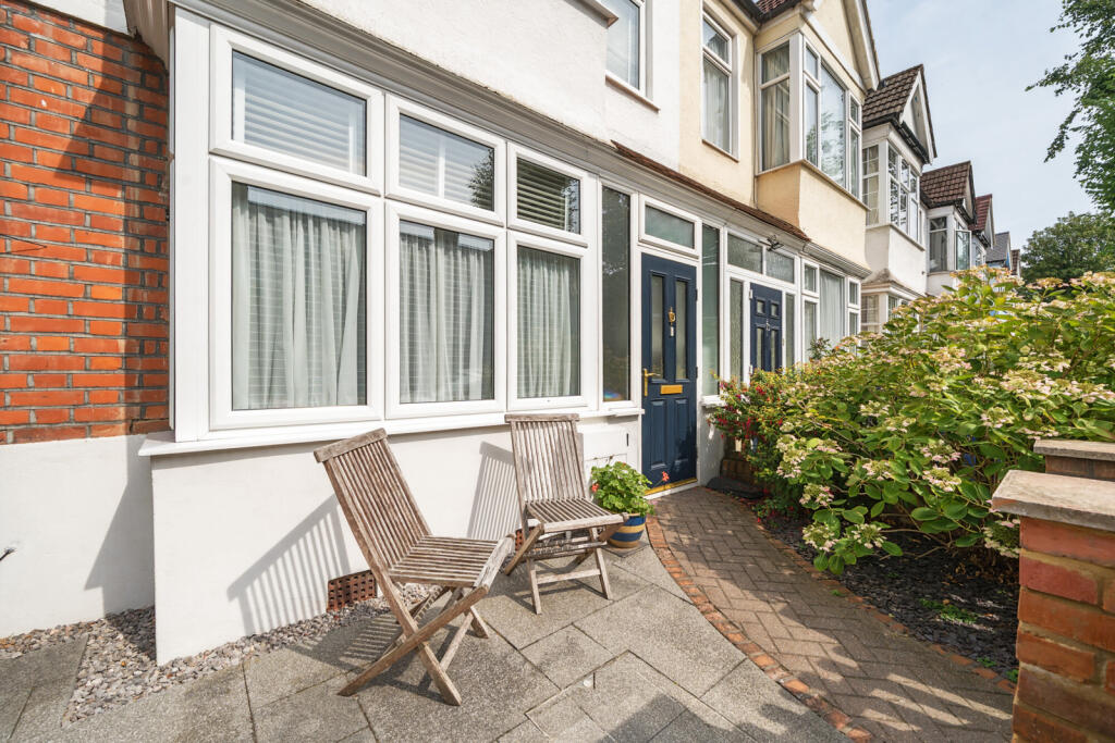 1334735-2-6893681...