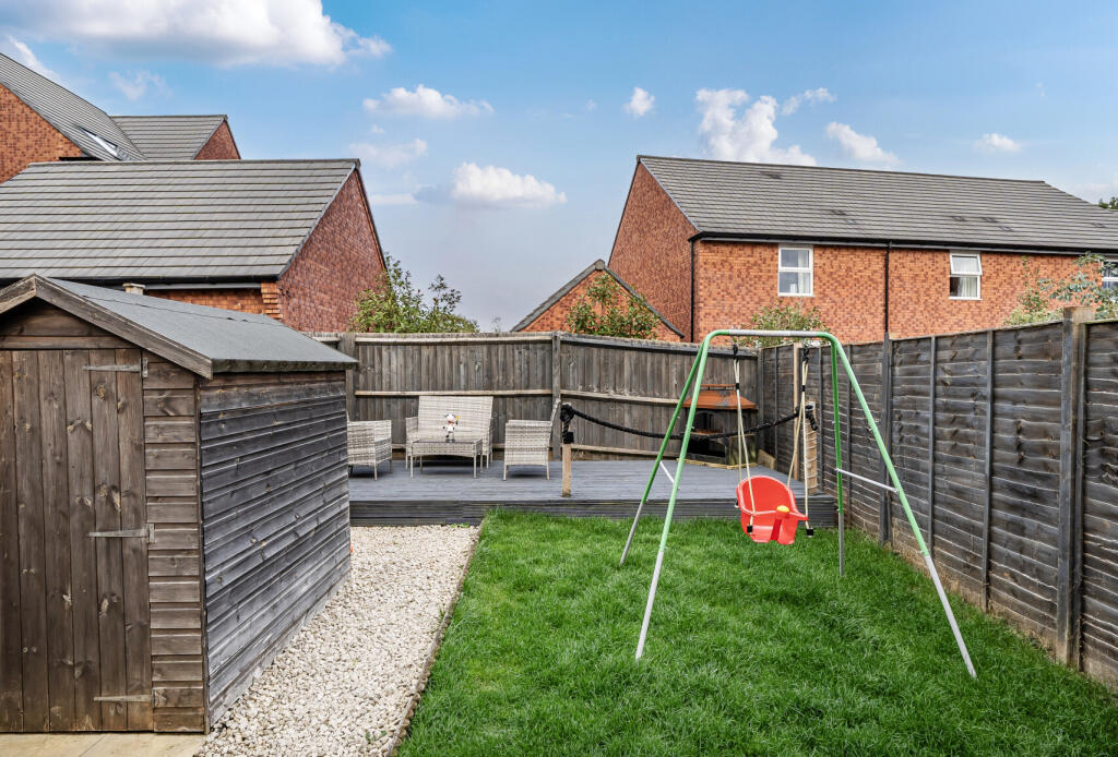 1349352-7-68bb291...