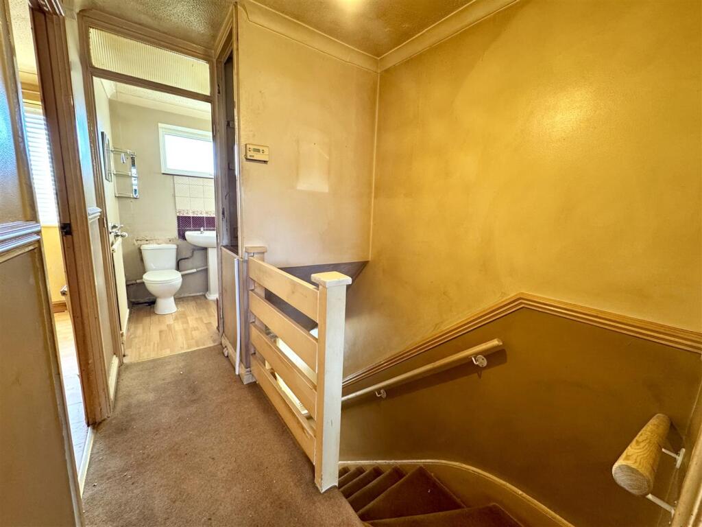 FIRST FLOOR STAIRS AND LANDING