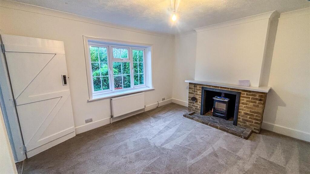 2 New Cottages-3.jpg
