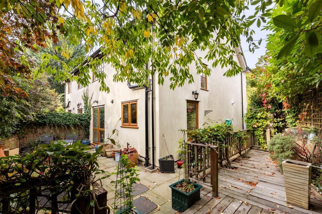 1  Coach House  (17).jpg