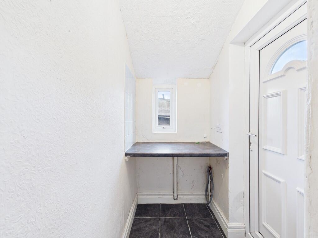 CAM01835G0-PR0165...