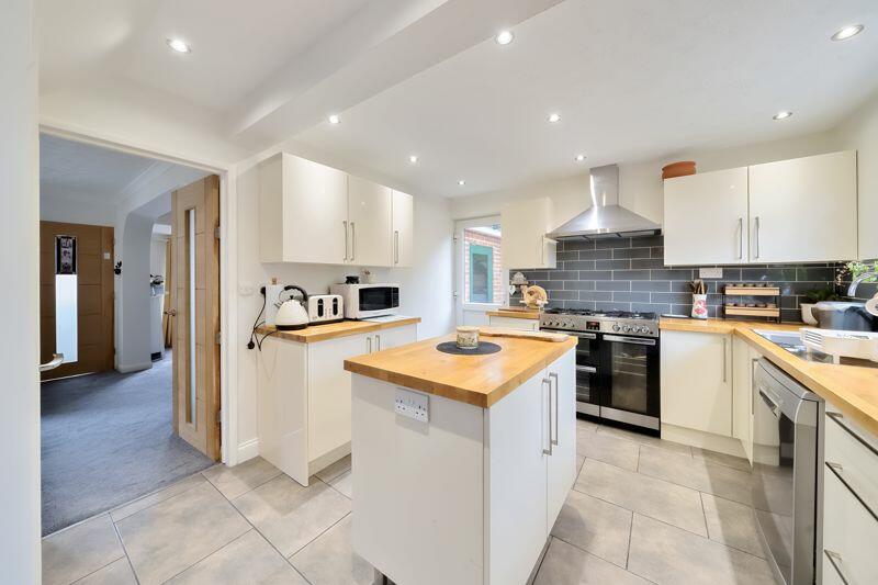 Kitchen diner