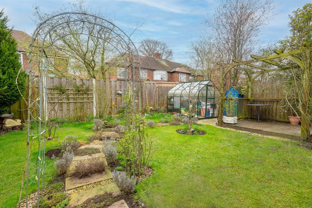 GARDEN