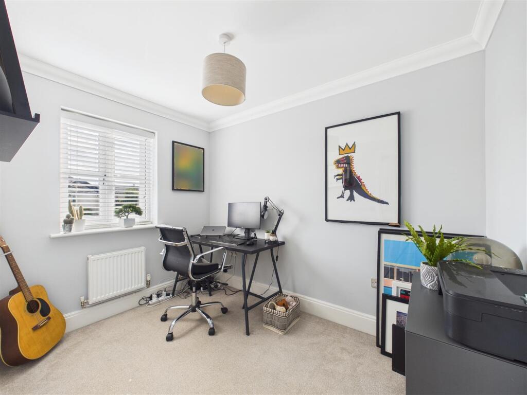 BEDROOM 3