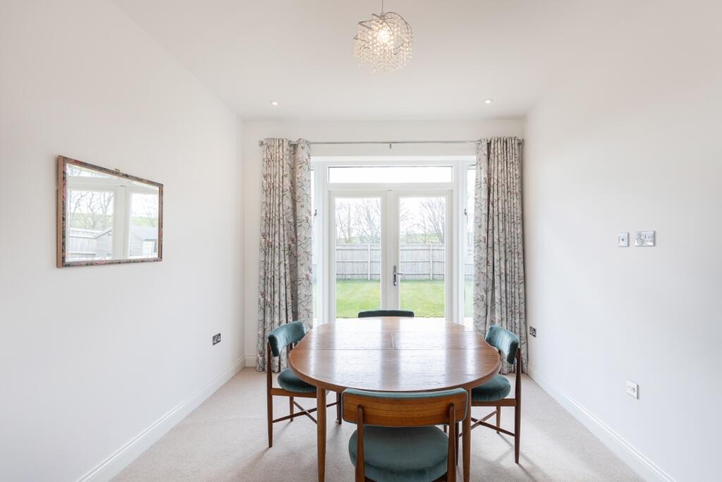 5 Wellington Crescent 0010