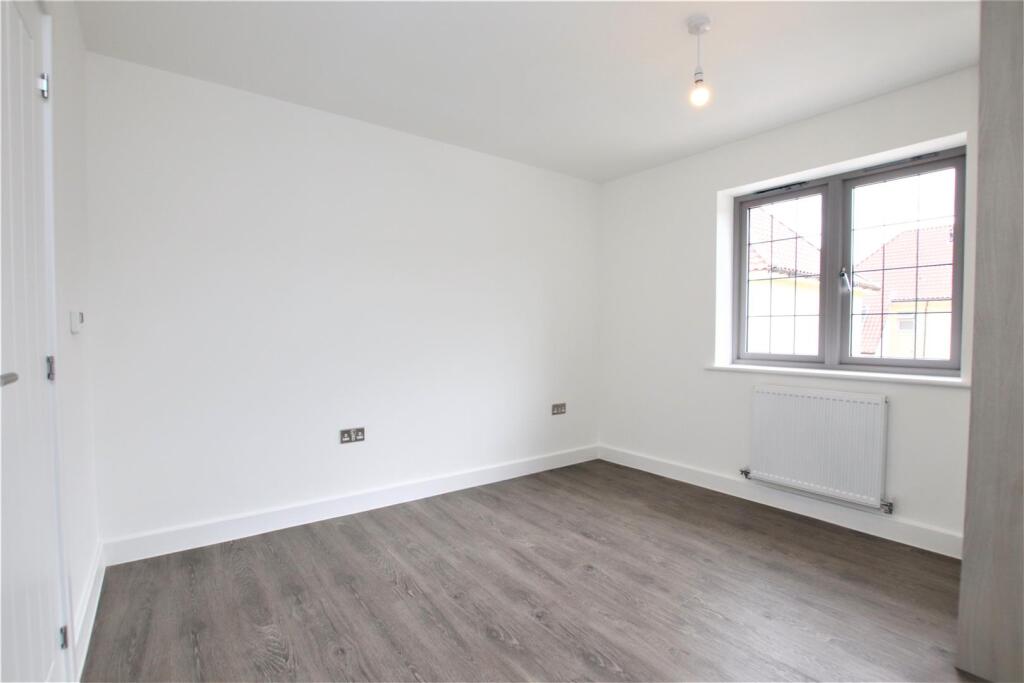 bedroom 1 ii.jpg