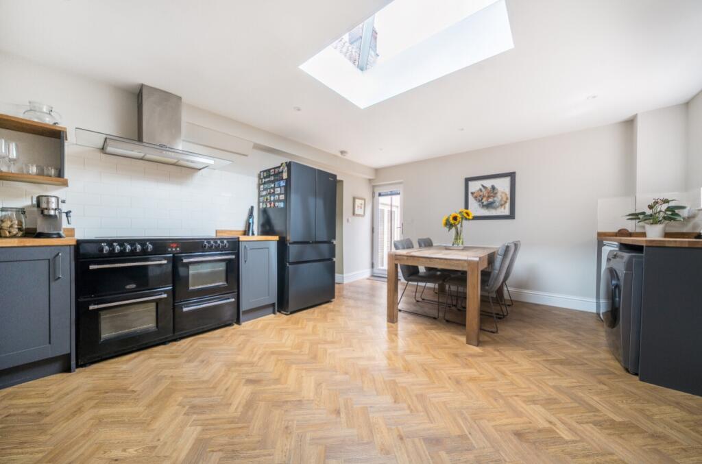 1333480-1-689128fb3bc51-ARW