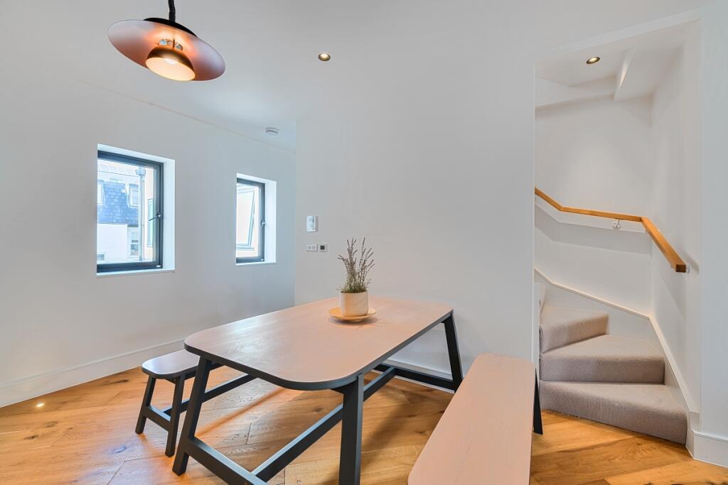 1345170-8-68b0863...