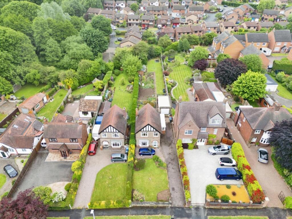 78newroaddrone4of5.jpg