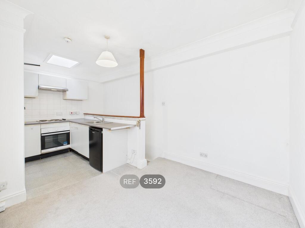 Kitchen / Living area