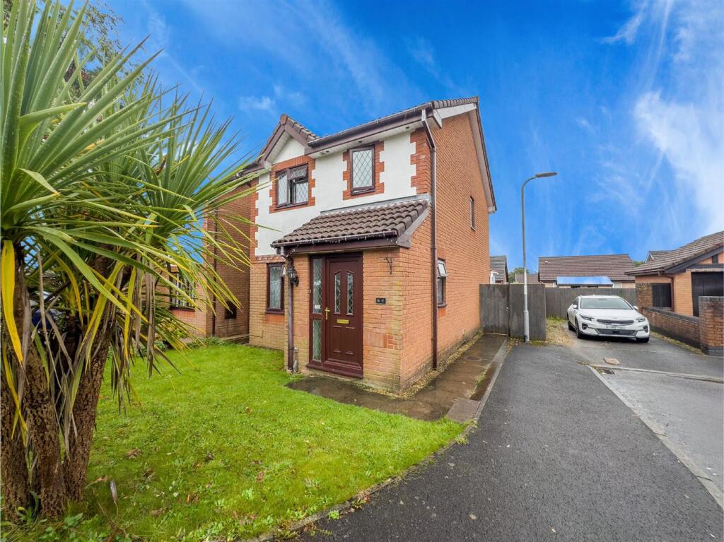 6 Tegfan Court 2.jpg