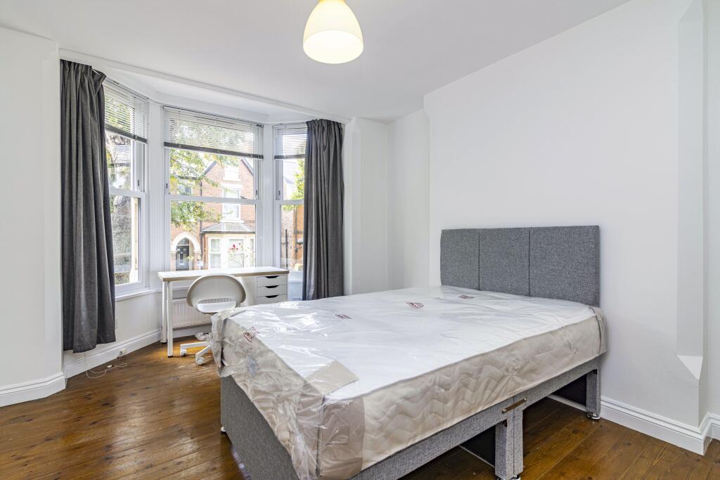 10-12DouglasRoad-1