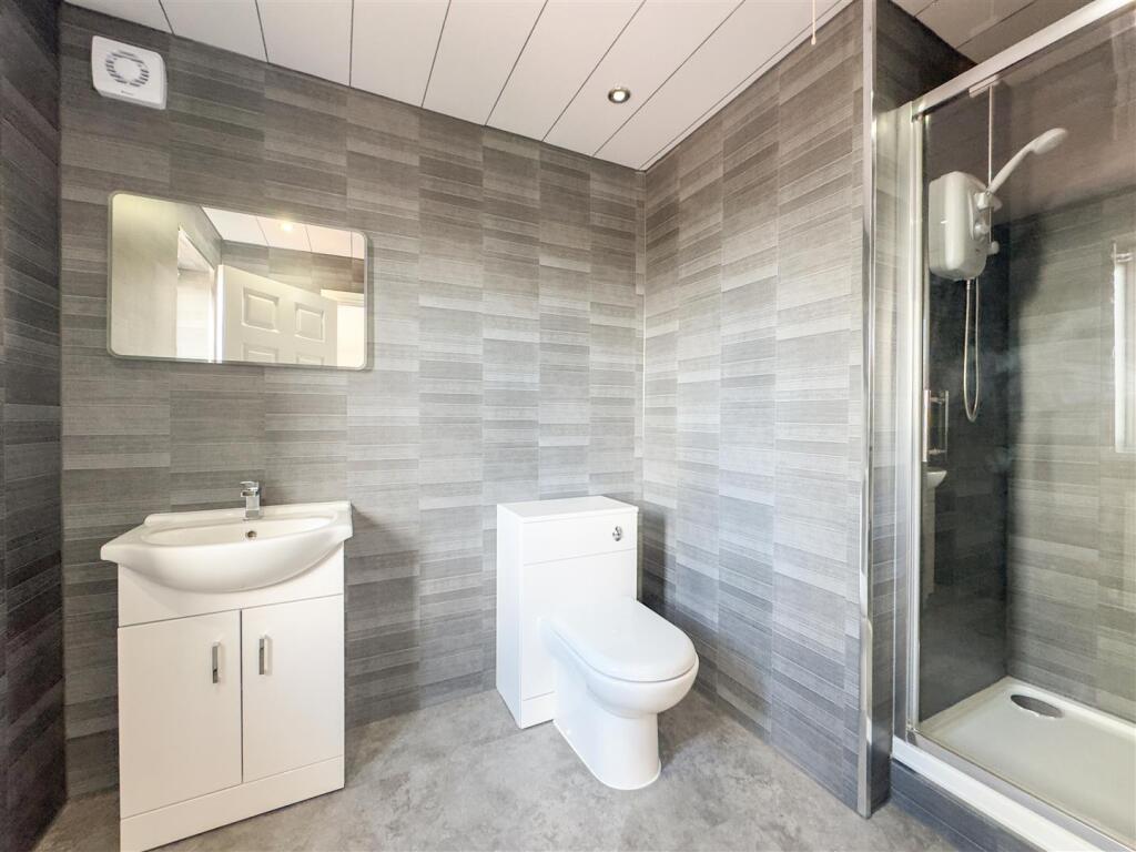 Bedroom/En-Suite