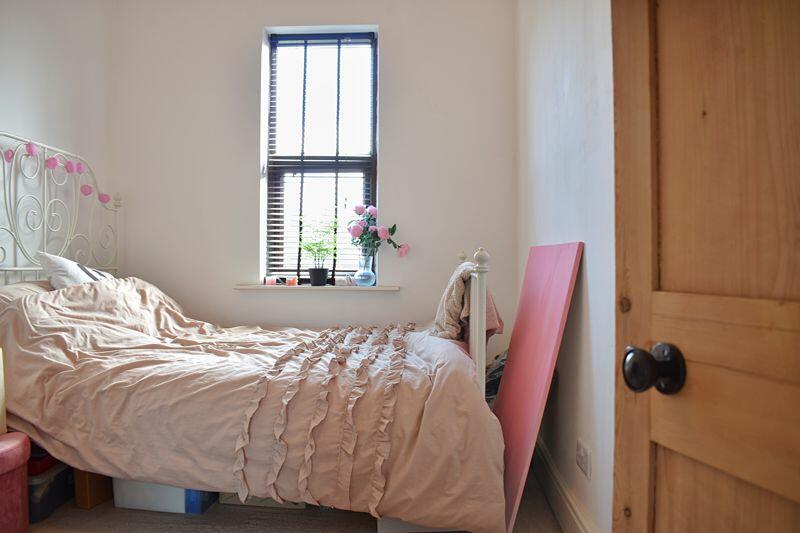 Bed 2