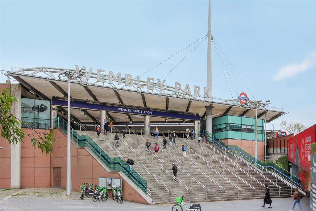 Wembley station.jpeg