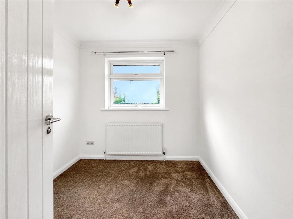 Bedroom 3.jpg
