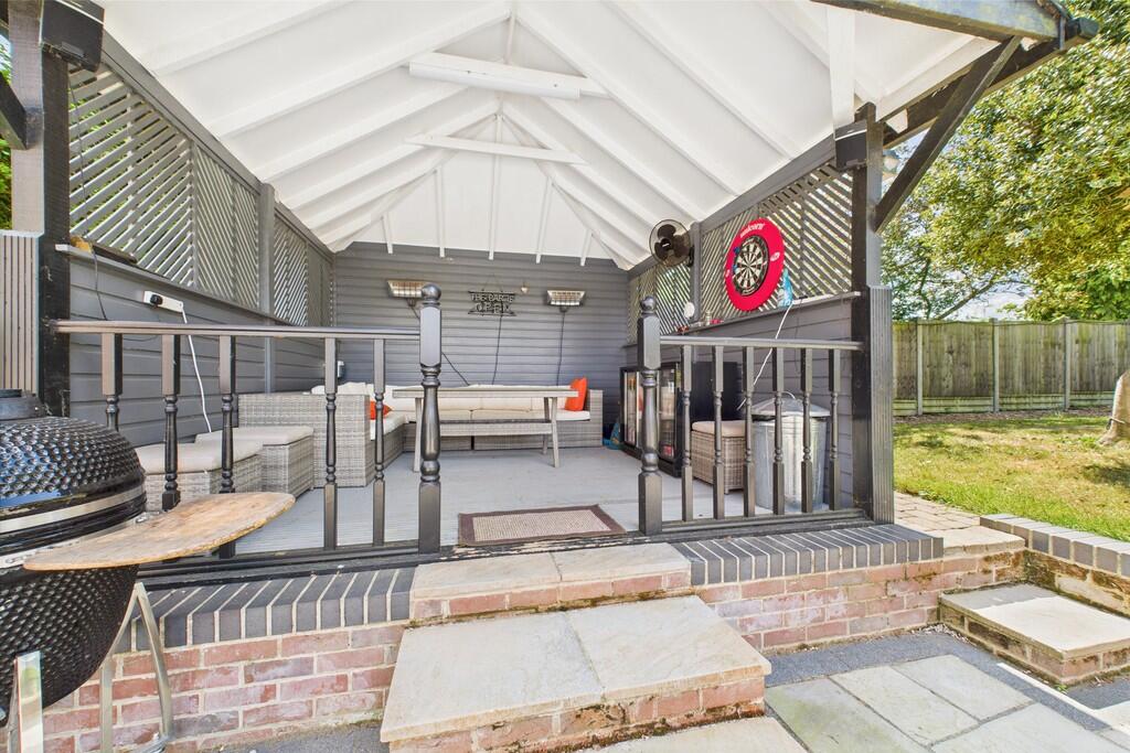 CAM01689G0-PR0470...