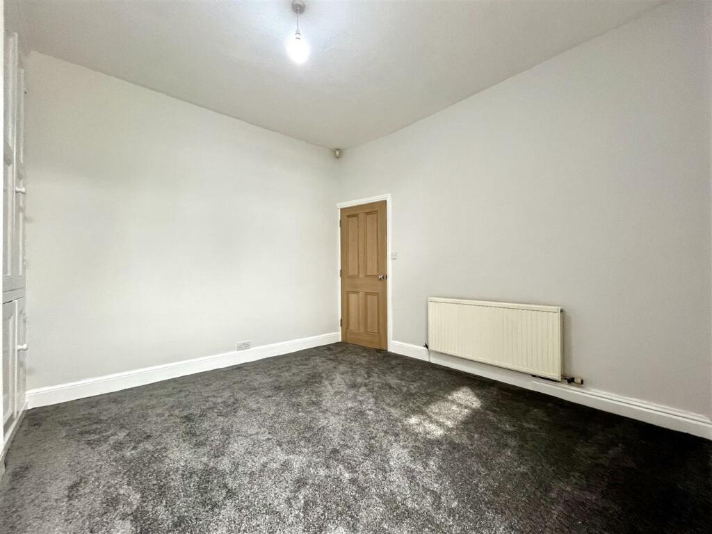 Dining Room Aspect 3