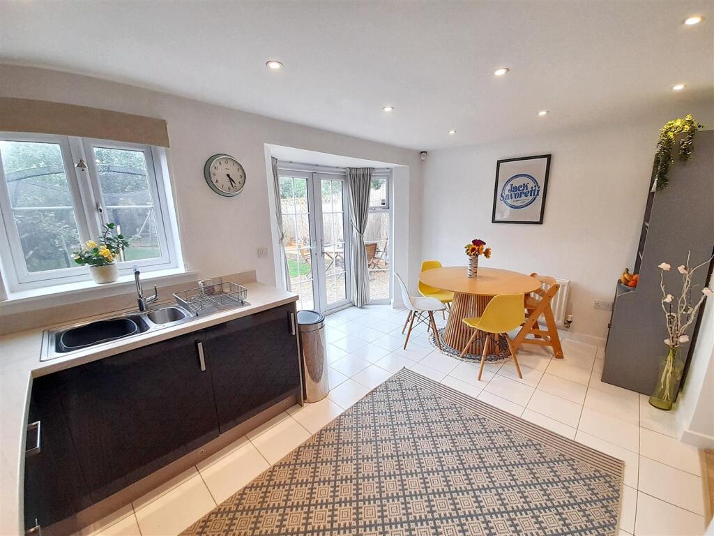 Kitchen dining room 1 new.jpg